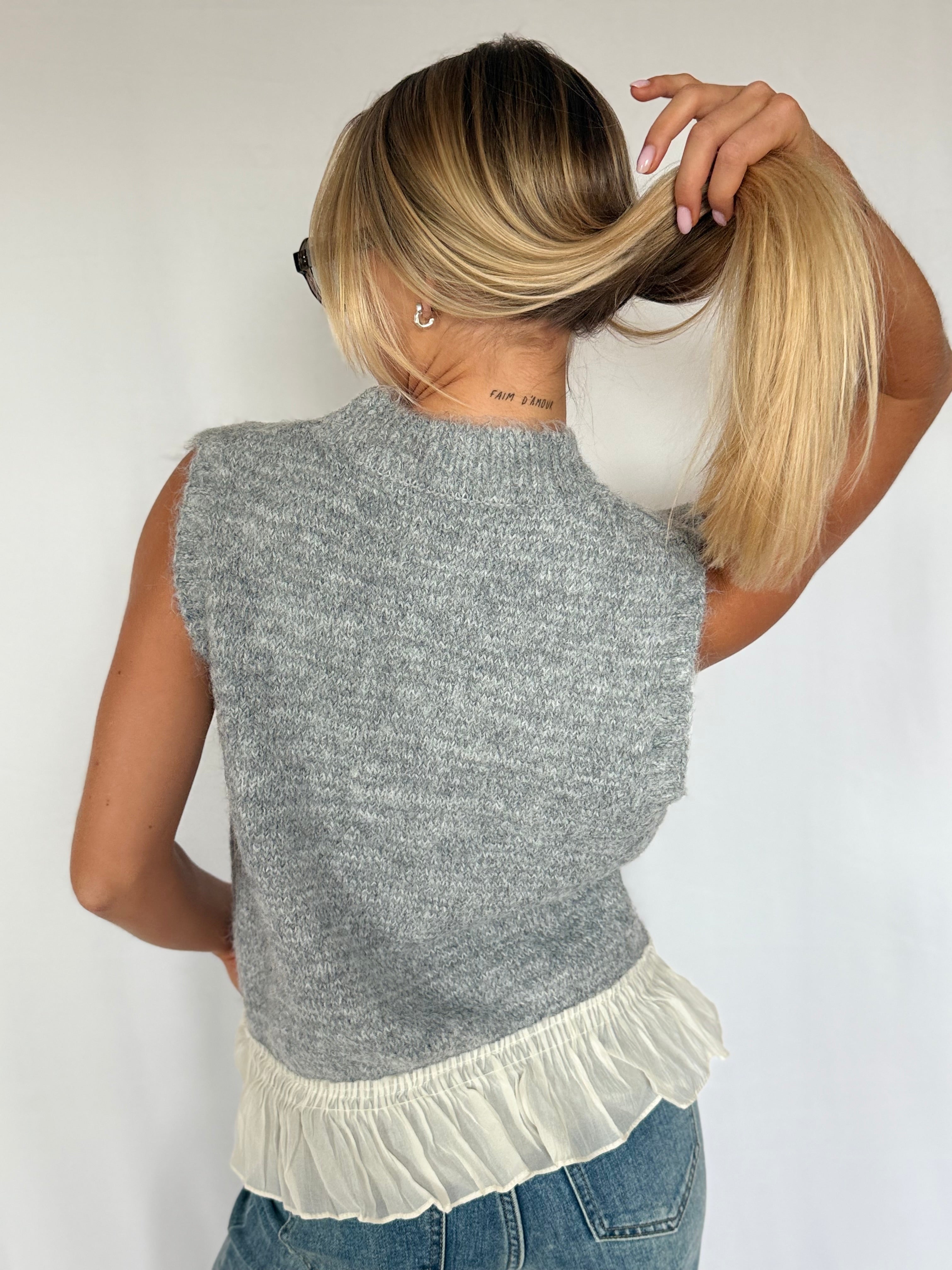Pull sans manche ELIA