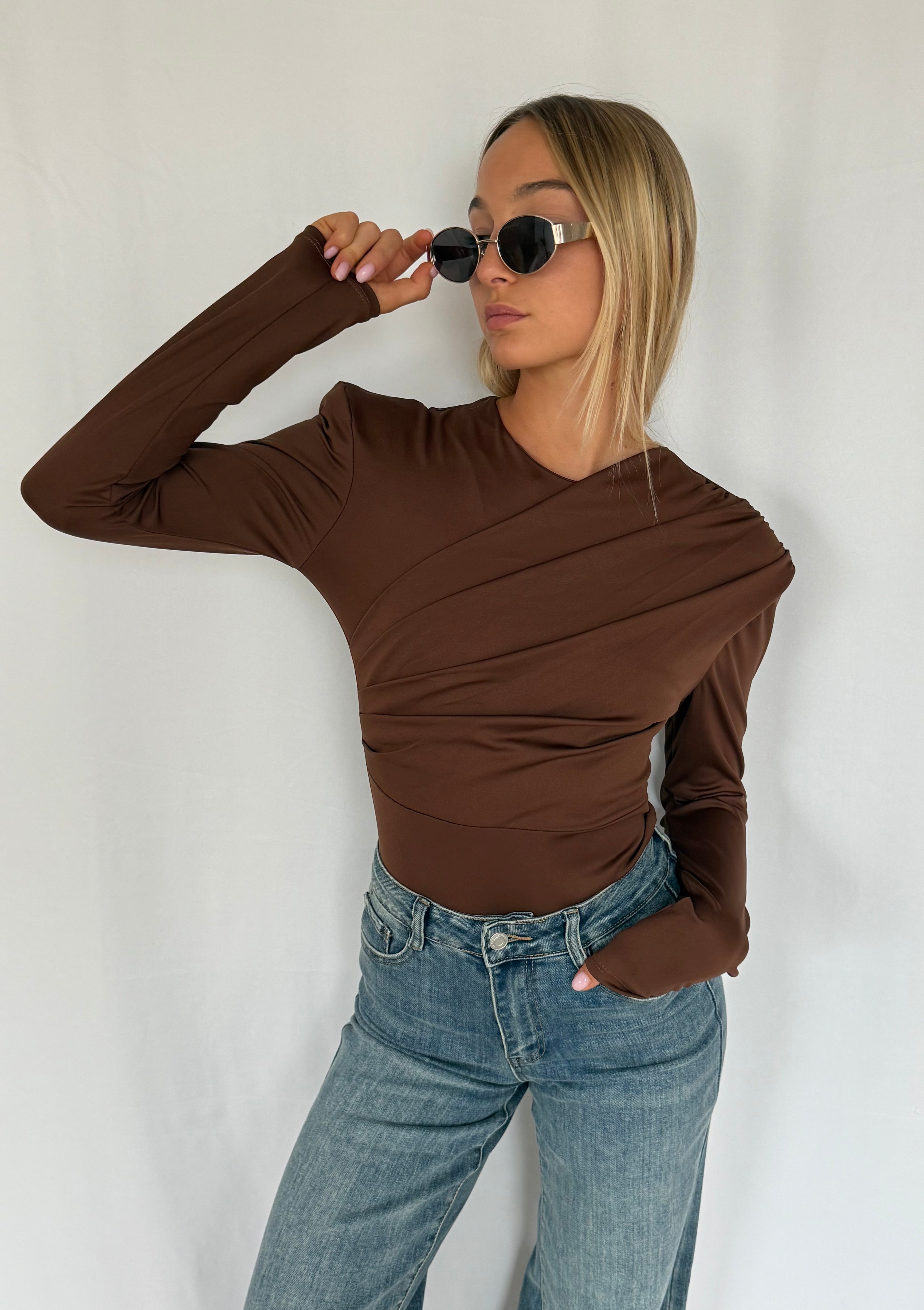 Body LOUISE