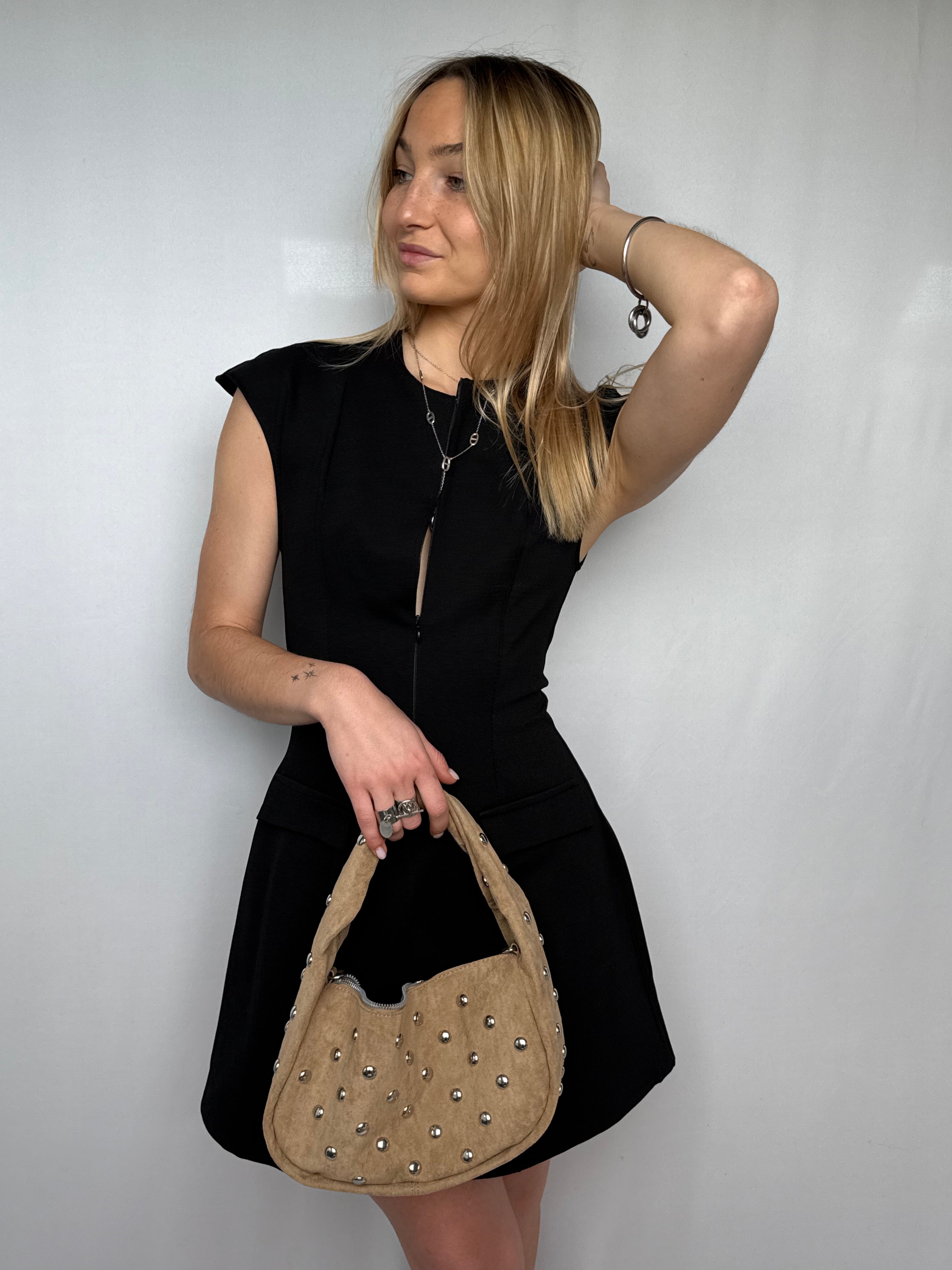 Robe VICTORIA